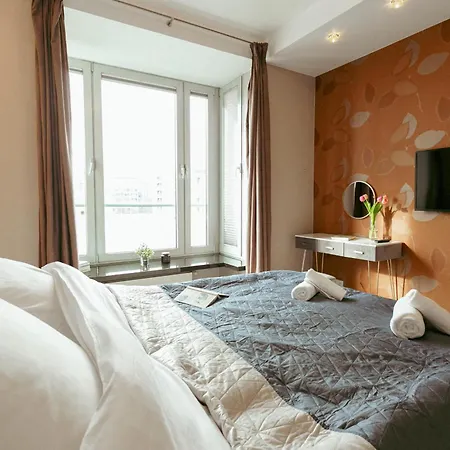 Marina Dla 6 Osob - Bezplatny Parking - Dwie Lazienki - Duzy Taras - Ekspres - Better وارسو