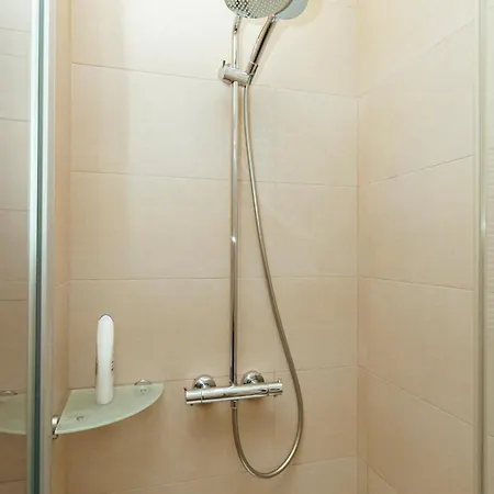 Marina Dla 6 Osób - Bezpłatny Parking - Dwie łazienki - Duży Taras - Ekspres - Better Apartamento *