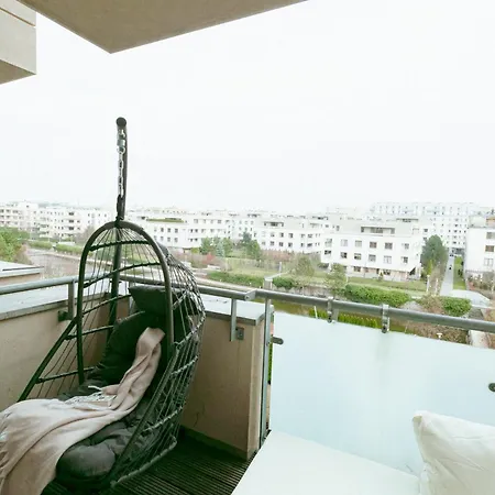 Marina Dla 6 Osob - Bezplatny Parking - Dwie Lazienki - Duzy Taras - Ekspres - Better * وارسو