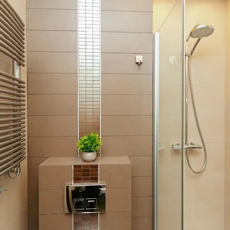 Marina Dla 6 Osób - Bezpłatny Parking - Dwie łazienki - Duży Taras - Ekspres - Better * Varsóvia