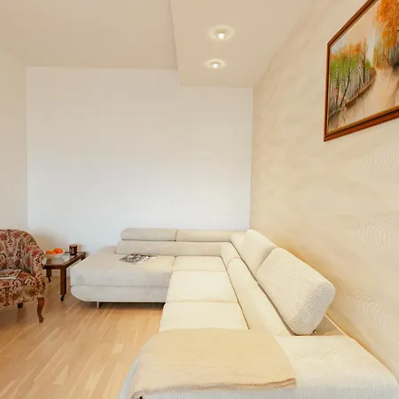 Marina Dla 6 Osób - Bezpłatny Parking - Dwie łazienki - Duży Taras - Ekspres - Better Apartamento