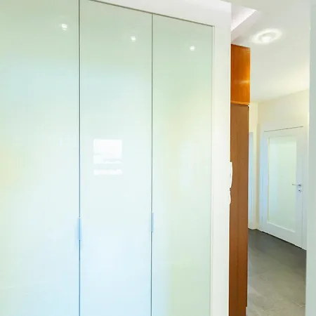 Marina Dla 6 Osob - Bezplatny Parking - Dwie Lazienki - Duzy Taras - Ekspres - Better * وارسو