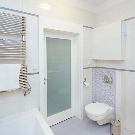 Apartmán Marina Dla 6 Osob - Bezplatny Parking - Dwie Lazienki - Duzy Taras - Ekspres - Better Varšava